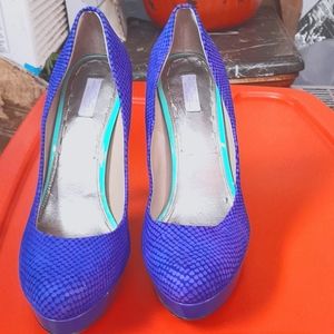 ELECTRIC BLUE RACHEL ROY SHOES 9 1/2 size